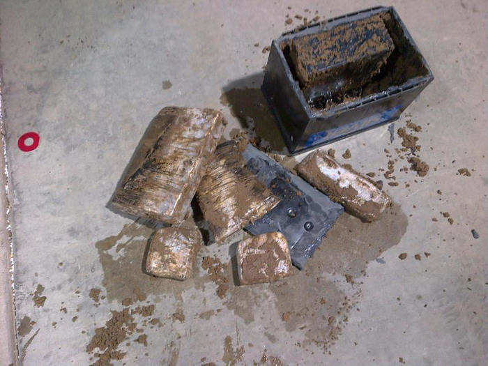 US Customs discovered 5.3 pounds of cocaine worth $160,000 inside the battery of the smuggler