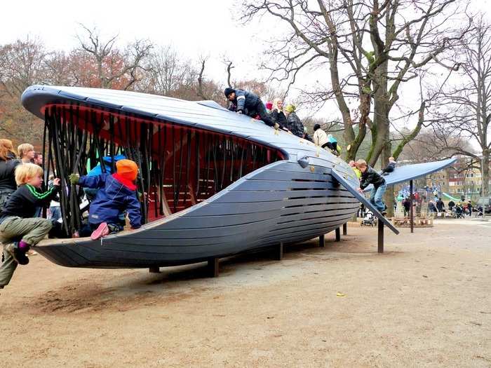 MONSTRUM also constructed this 50 foot long blue whale in Gothenburg, Sweden. Children can climb into its stomach and slide down its back.