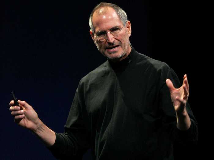 Steve Jobs was also an early riser, starting his days around 6:00.