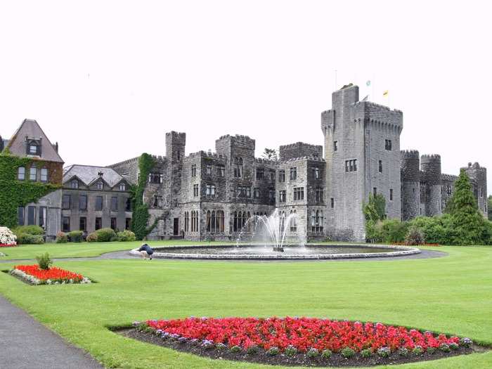 9. Overlooking Ireland’s second largest lake, Ashford Castle, located in Cong, has hosted everyone from King George V to John Lennon. The presidential suite is named after one if its most illustrious guests, former President Ronald Reagan.