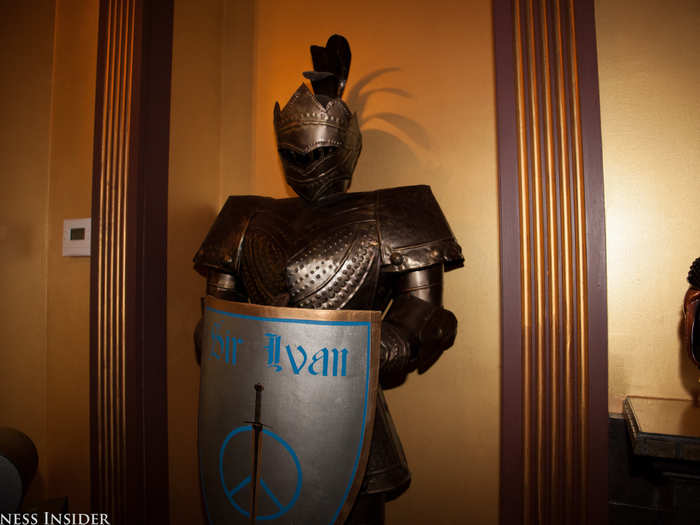 Sir Ivan even has a peace crest held by a knight