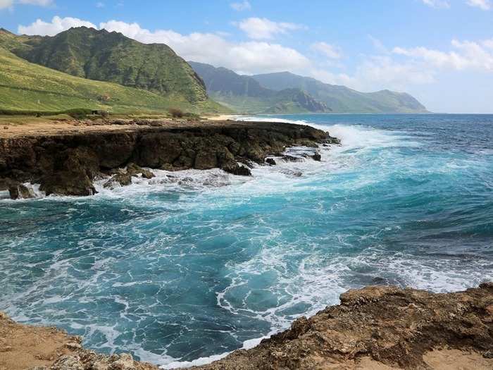 Hiking to Kaena Point