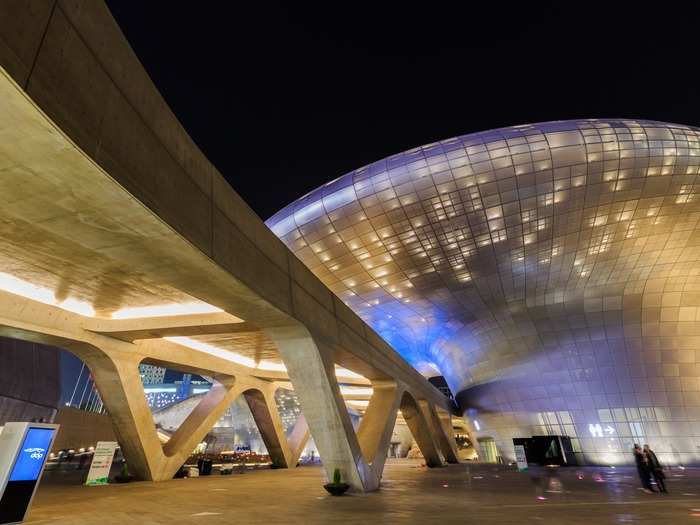 Seoul, South Korea, is focused on a mechanical design sector involving IT devices, digital home appliances, and the automotive industry. In addition, Dongdaemun Design Plaza (DDP), the city