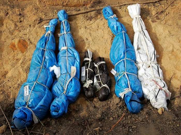 Mass graves in Thailand (David Longstreath)