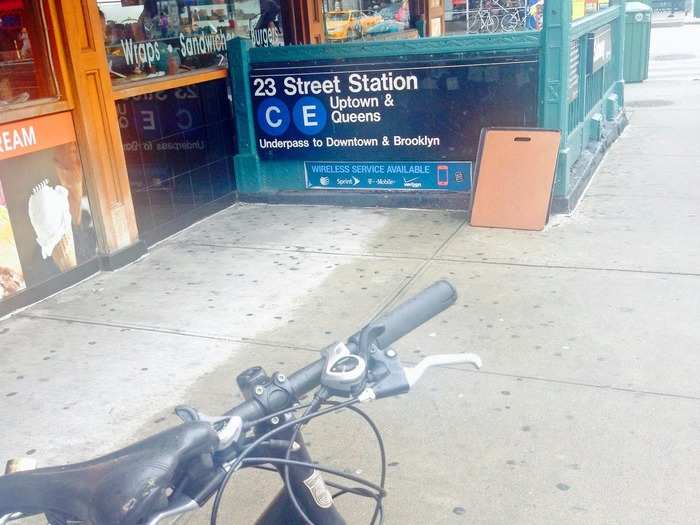 With no indoor courts and an incomplete retractable roof over Arthur Ashe Stadium, rain would mean no tennis for the day, but I decided to trek from my home in Manhattan to Queens anyways. I put $5.50 on my Metro Card — enough for a round trip — and headed out around noon.