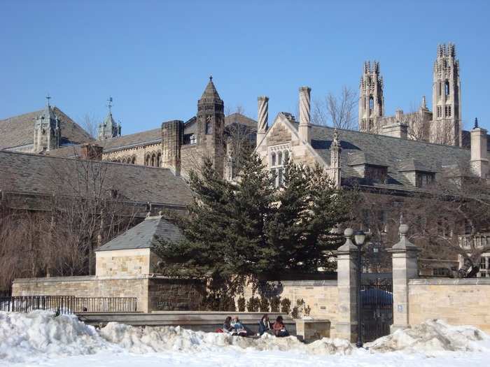 9. Yale University: 570 UHNW alumni