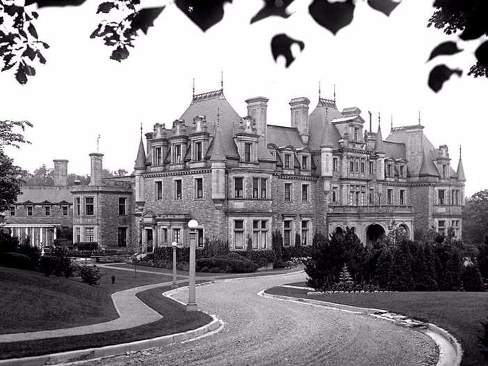 Chorley Park was the fourth Government House constructed in the early 20th century in Toronto. The birthplace of Toronto alderman John Hallam, it was bought by the city in 1960 and eventually demolished in 1961.