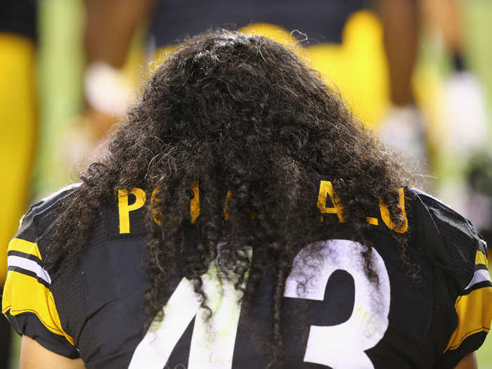 Head and Shoulders took out a $1 million insurance policy on the Pittsburgh Steelers star