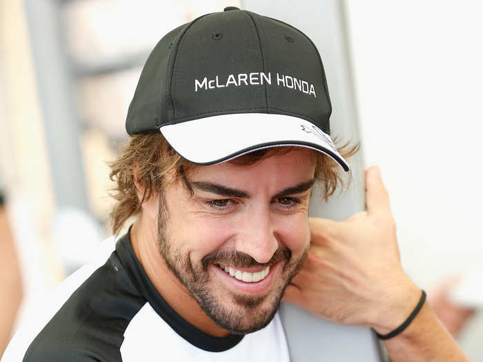 Alonso had his thumbs insured as part of a life and accident package arranged by the Spanish bank.