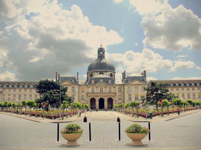 11. Pierre and Marie Curie University, Paris