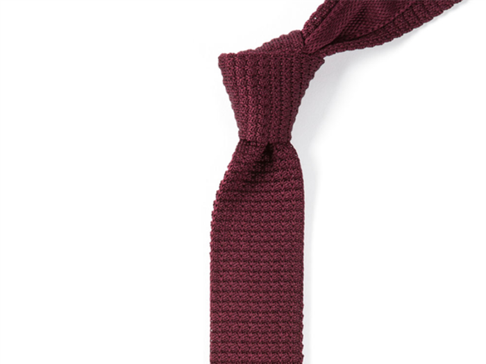 An on-trend but not ostentatious knit tie.