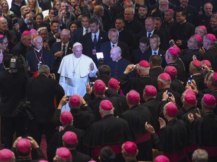 After the ceremony, Pope Francis arrived for the Midday Prayer of the Divine at the Cathedral of St. Matthew the Apostle. More than 300 US Bishops were in attendance..