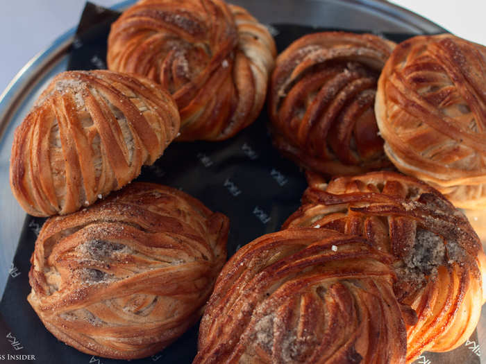 Even more fragrant are these kardamomma bulle, sweet and beautifully braided rolls spiced with cardamom.