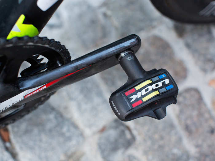 Sagan rides Look KeO Blade clipless pedals.