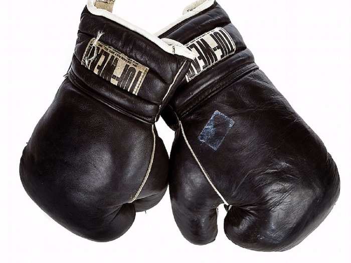 Sylvester Stallone’s gloves and boots he used as “Rocky Balboa” also comes with an inscription from the actor himself to a friend on the inside saying, “To Steve, Gloves used in Rocky II & III Best Sly Stallone.” The gloves and boots are going for an estimated $50,000 (£32,905).