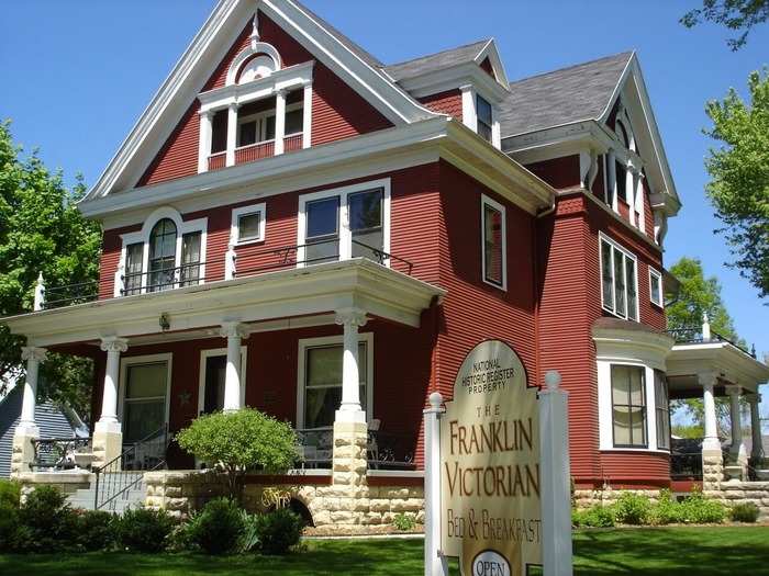 The Franklin Victorian Bed & Breakfast is located in Sparta, Wisconsin, and sits close to the Elroy-Sparta to offer guests hiking, canoeing, kayaking, and golfing. Built in the early 1900s, the accommodation includes rooms with antique furniture, fresh flowers, lace windows, and ornate wooden features.