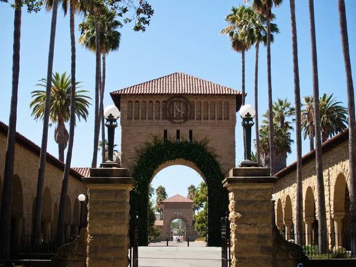 #4 — Stanford University (Stanford, California)