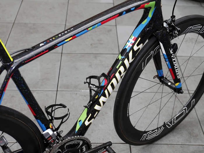 The colorful design works well against the black frame and fork.