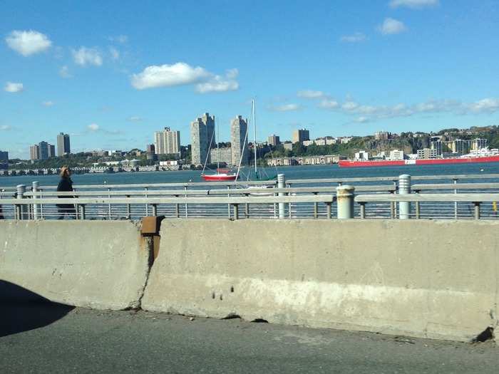 To sample Autopilot, we met up with a Tesla spokesperson and took a lovely drive up the Hudson River on the West Side of Manhattan. Just look at that gorgeous concrete barrier!