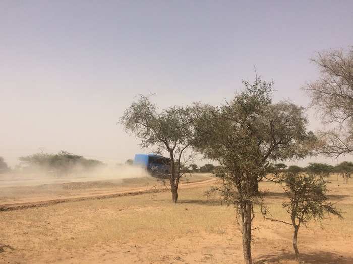 The road between Niamey and Agadez also goes to Arlit, the center of Niger