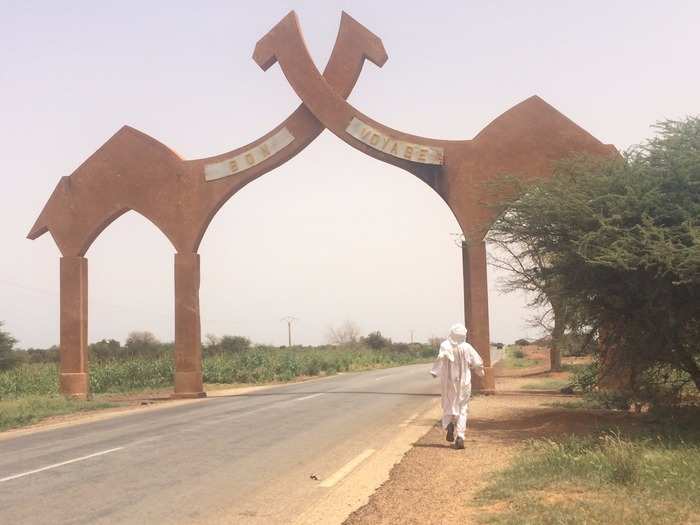 Every country has its roadside landmarks, and Niger is no different. Outside of Tahoua, about halfway between Arlit and Niamey, an arch shaped like two camels wishes travelers a happy journey.