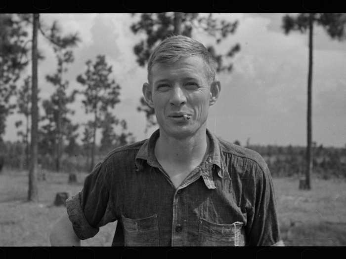 A sharecropper is seen in Lauderdale County, Mississippi, in 1935.