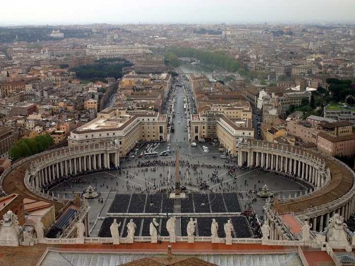 We climbed more stairs on the rooftop, but these were more narrow and steep. After 551 steps, we reached the top. Wheezing and out of breath, we were rewarded with amazing views of St. Peter