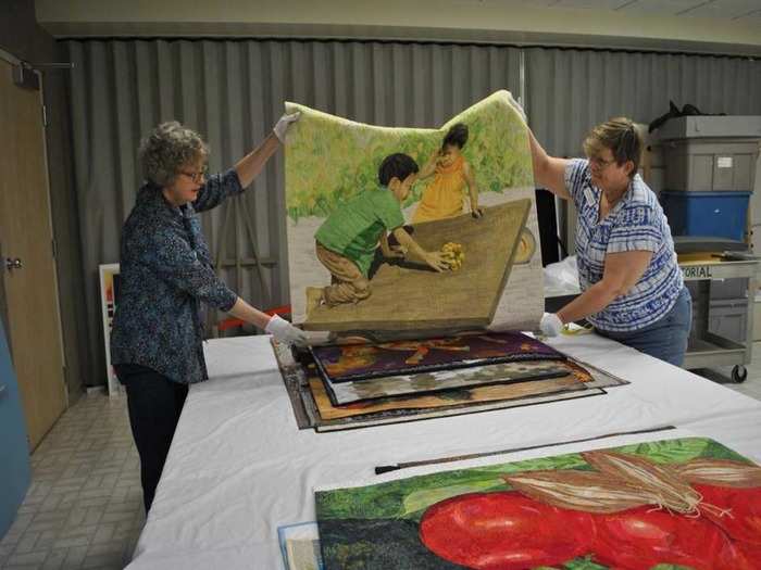 KENTUCKY: USA Today called the National Quilt Museum in Paducah one of the best quilt displays in the world. There