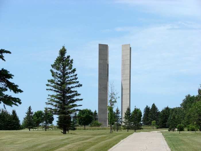 NORTH DAKOTA: The International Peace Garden lies on the border of North Dakota and Manitoba, Canada, and serves as a token of friendship between the U.S. and Canada. This botanical garden is spread across 2,339 acres, and visitors can choose to visit a number of sites including a bell tower, a 9/11 memorial, and a large floral clock.