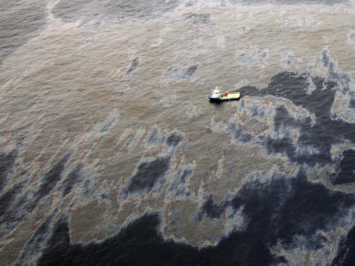 An aerial view of oil that seeped from a well at Frade, on the waters of Campos Basin in Rio de Janeiro state, Brazil November 18, 2011.