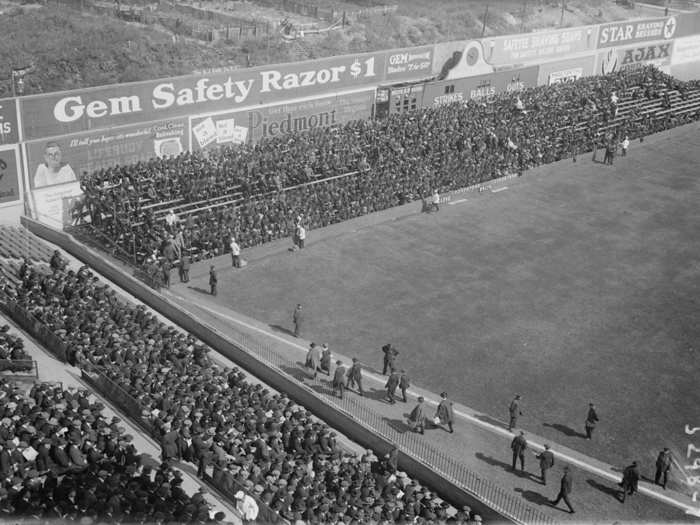 Ebbets Field, Brooklyn (Brooklyn Dodgers, 1920)