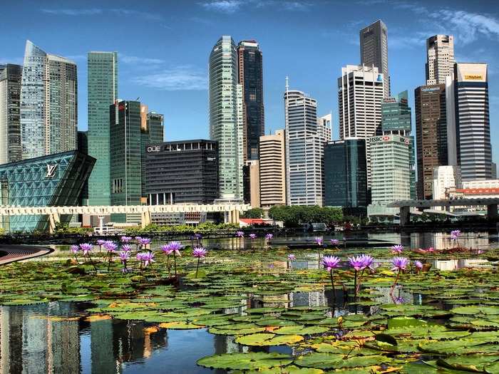 25. SINGAPORE — A strong economy, top-ranked education system, and safe neighborhoods are only a few qualities that make this multicultural hub shine. From delicious local dishes to shopping opportunities, Singapore has something for everyone.