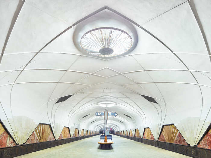 Conceptually and visually, the stations were generally meant to be symbolic "palaces for the people."