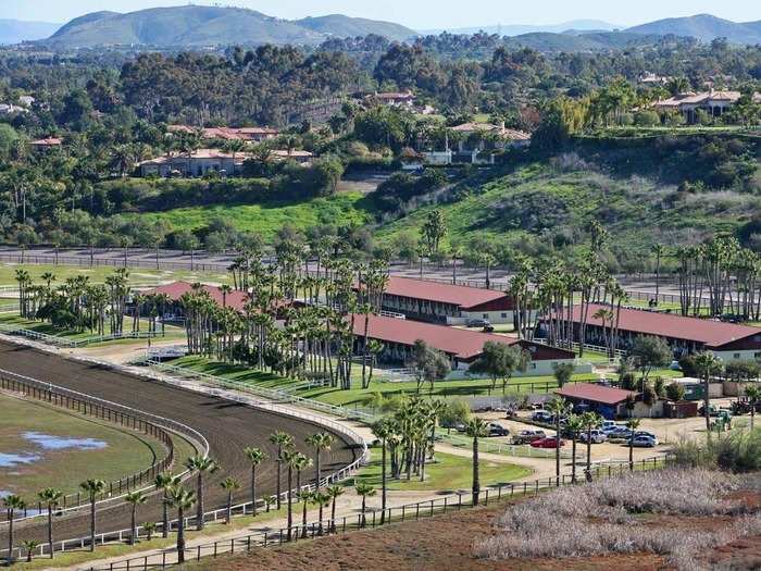 In 2014, Gates purchased a 228-acre horse farm in Rancho Santa Fe, California. According to property records, the purchase price was a cool $18 million.