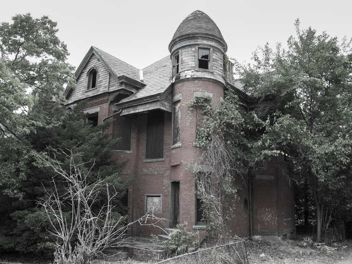 The haunted Bailey Mansion is the real-life inspiration for the house in the first season of FX