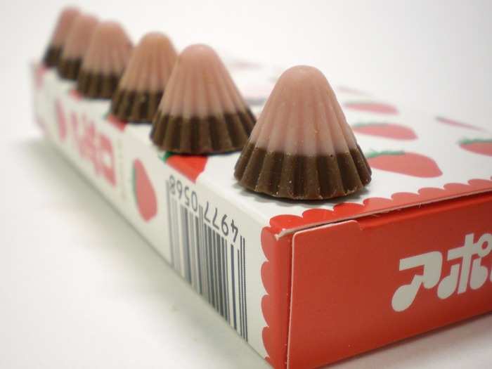 Meiji Apollo Strawberry Chocolates are tiny umbrella-shaped candies with a dark chocolate bottom and a pink strawberry top. Popular in Japan, the treats have a lovely strawberry aroma and a combination of rich strawberries and cocoa in each bite.