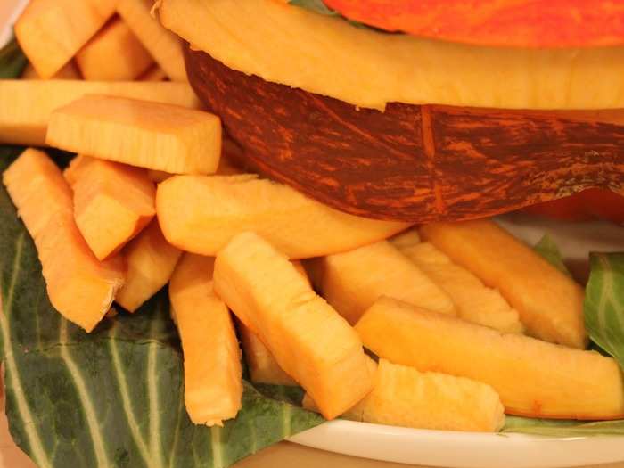 Cut up the remaining pumpkin slice into rectangles to make french fries.