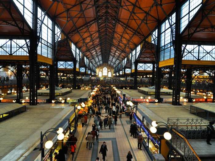 Central Market Hall attracts tourists and locals alike. Located just beyond the popular Váci Utca, it is the largest indoor market in Budapest and sells meats, pastries, Hungarian souvenirs, and more.