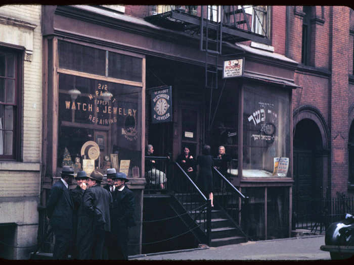 Cushman captioned this 1942 image "Sunday afternoon gossip."