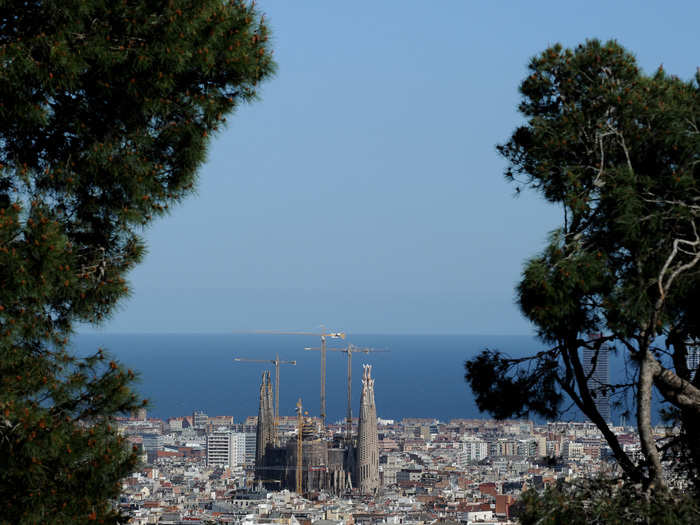 Many challenges have come up in the progress of construction. Gaudí