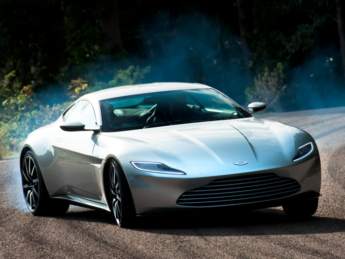 CAR: Aston Martin DB10