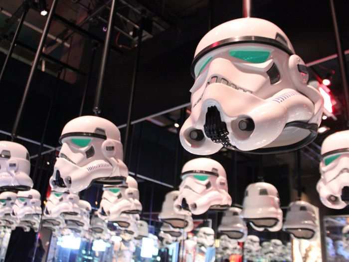 The completely-mirrored room is nothing more than two dozen Stormtrooper heads cleverly placed to make it appear as if you’re in the middle of a giant clone army.