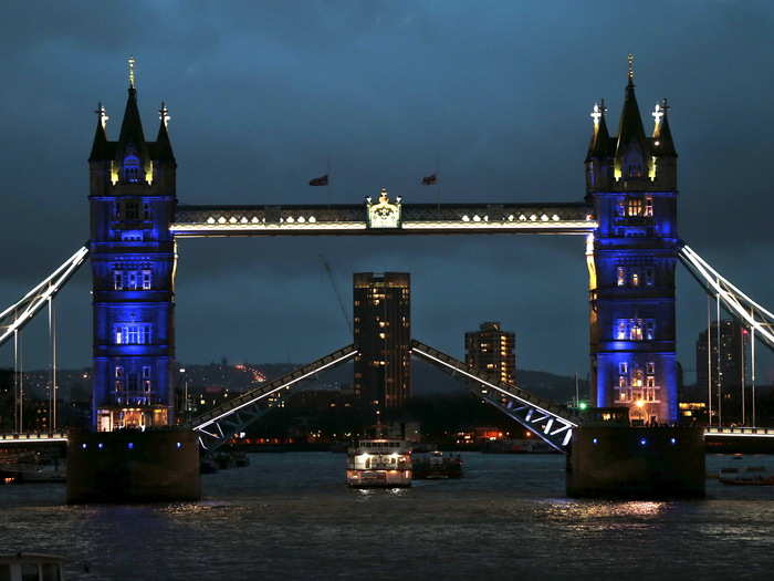 Tower Bridge — London, United Kingdom