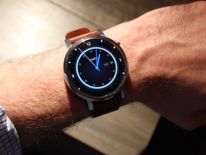 The latest Moto 360 Android Wear smartwatch has a big, beautiful display.