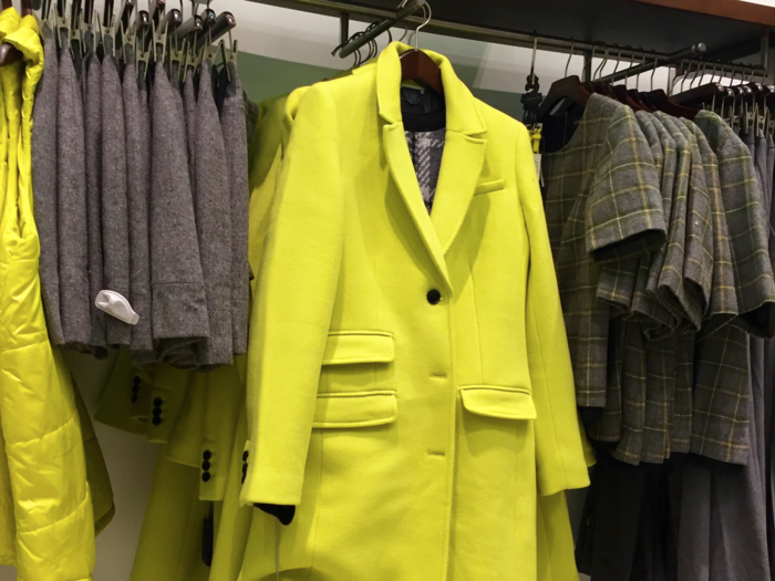 Here it is again! Banana, we know you put a "twist" on your "updated classics," but if a "twist" on a classic trench coat is this shade of green, we can see why many women are choosing to pass.