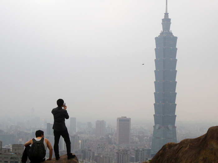 7. Taipei 101 — Taipei, Taiwan (1,671 feet)