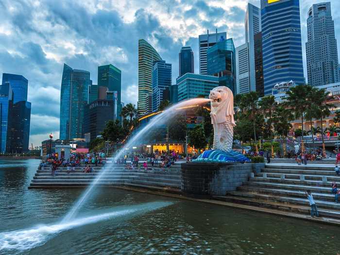 SINGAPORE: With its mouthwatering street food, incredible cleanliness, efficient public transportation, and pervasive feeling of safety, Singapore is an ideal place for an exciting warm-weather getaway. Plus, Lonely Planet has said it