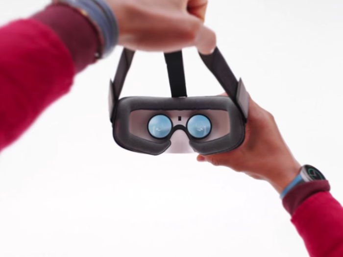 Be among the first to try out virtual reality with Samsung