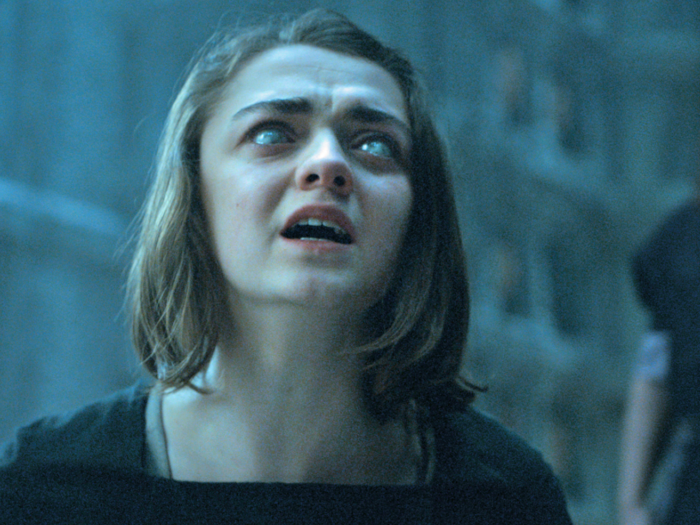 We see Arya going blind at the end of season five.