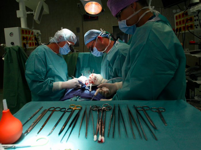 Surgical technologists